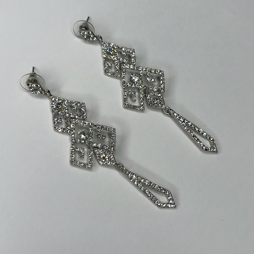 Sparkling earrings